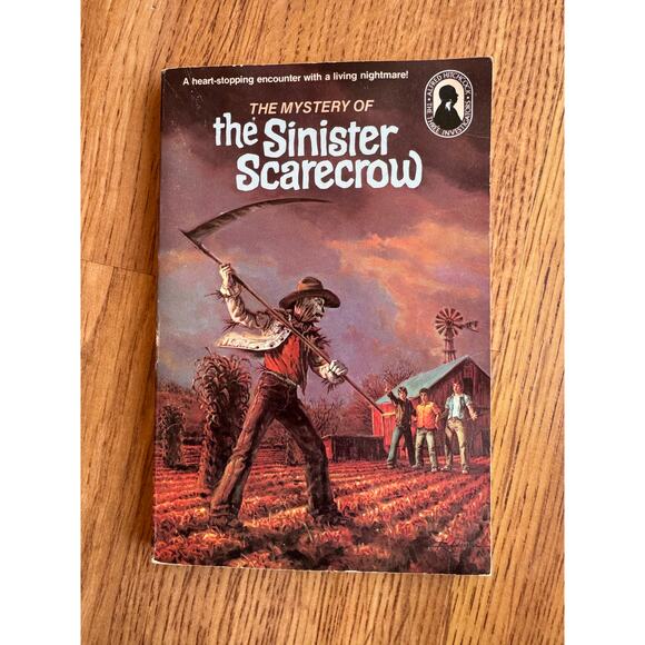 Vintage 1979 The Three Investigators The Mystery of the Sinister Scarecrow pbk - Picture 1 of 4